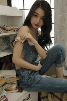 国产在线添美脚视频播放,在线观看，足下风情无限