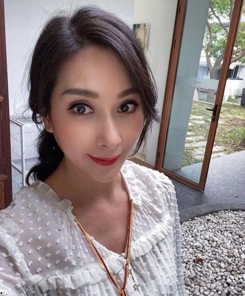 新国产高清富婆自拍视频,揭秘时尚生活与奢华品味