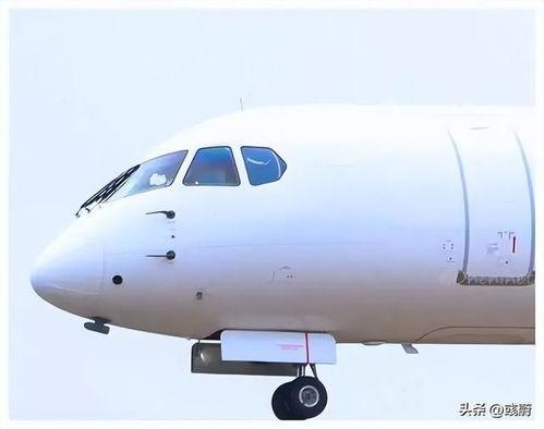 国产新舟700飞行视频,翱翔蓝天，开启国产支线飞机新纪元