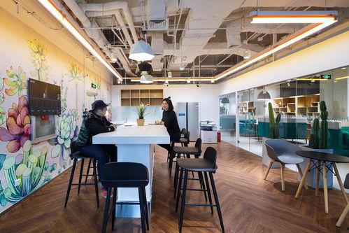 重庆国产办公服装短视频,重庆国产办公服装风采展示